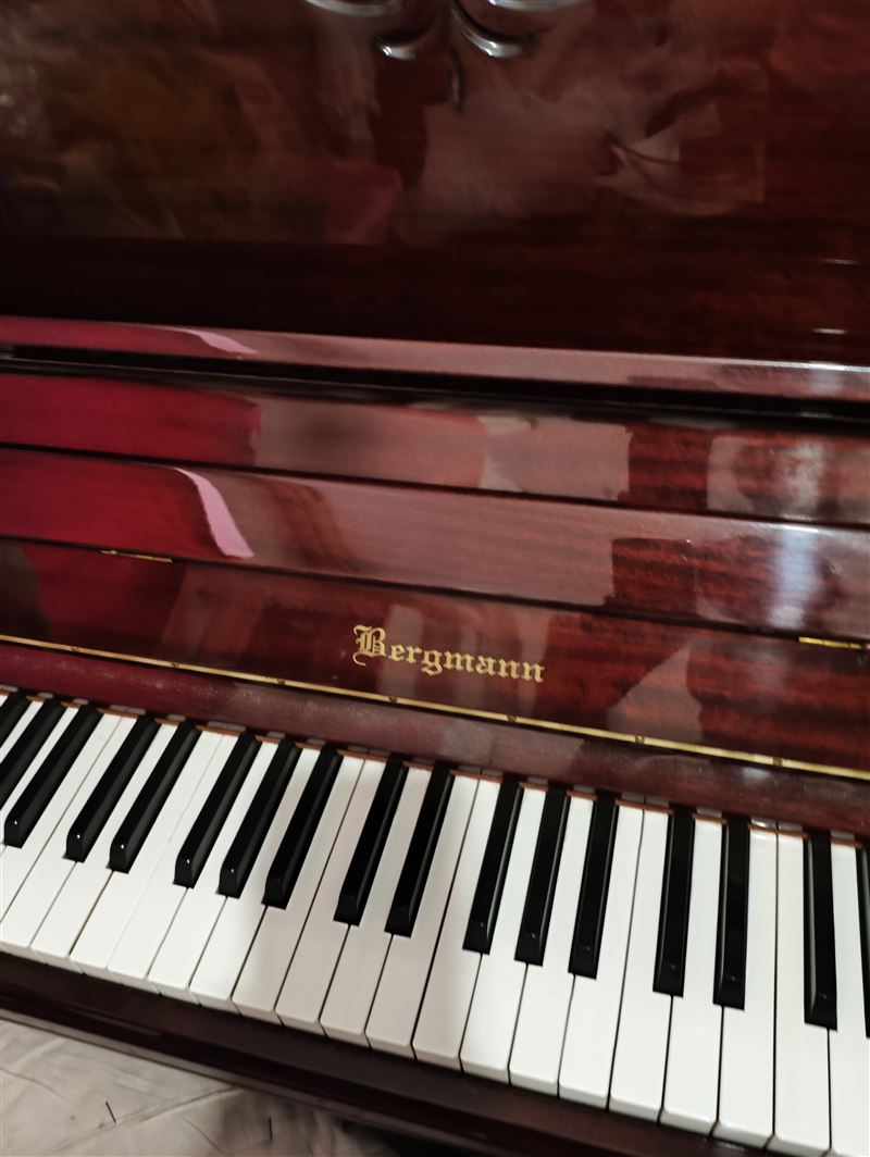 賣鋼琴